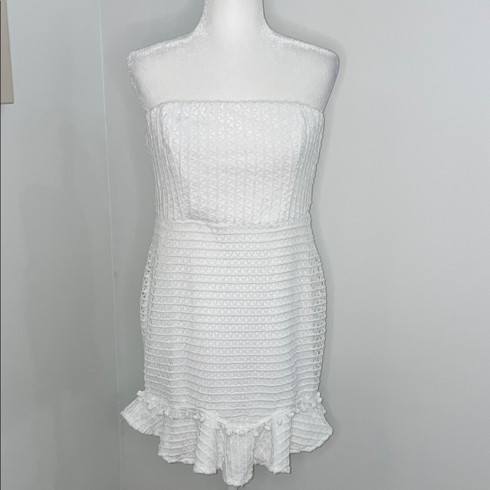 Petal & Pup White Strapless Ribbed Sheath Dress